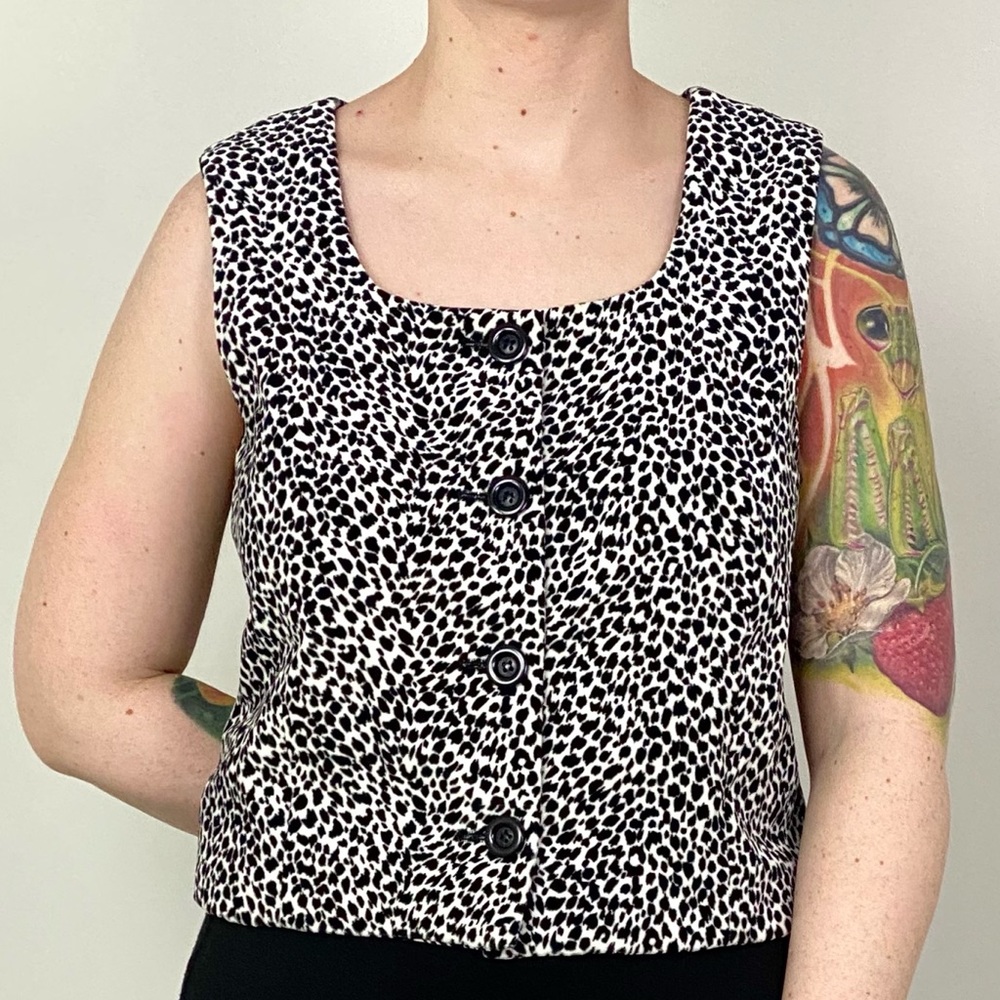 90s Express Cheetah Print Sleeveless Button Up